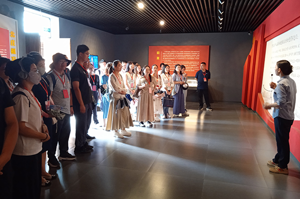 西柏坡干部学院（党校）