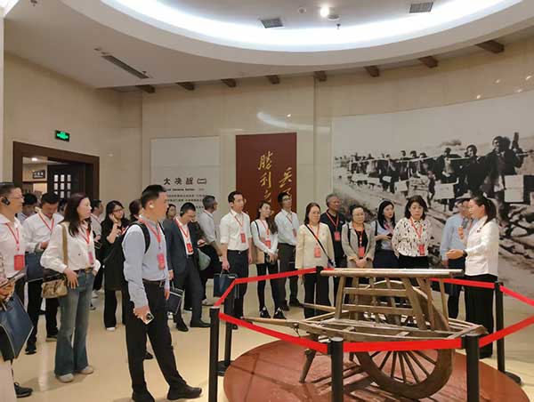 西柏坡红色教育基地现场教学